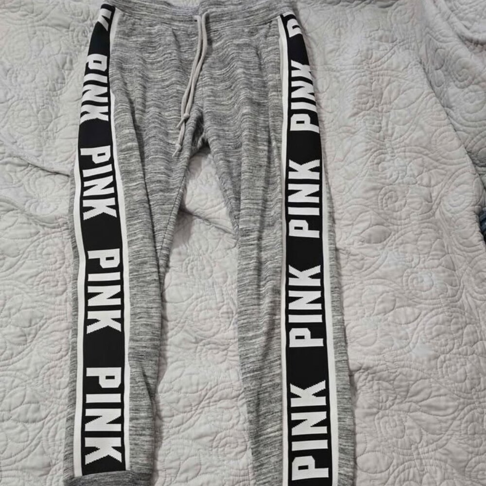 Victoria's Secret PINK gray joggers size XS